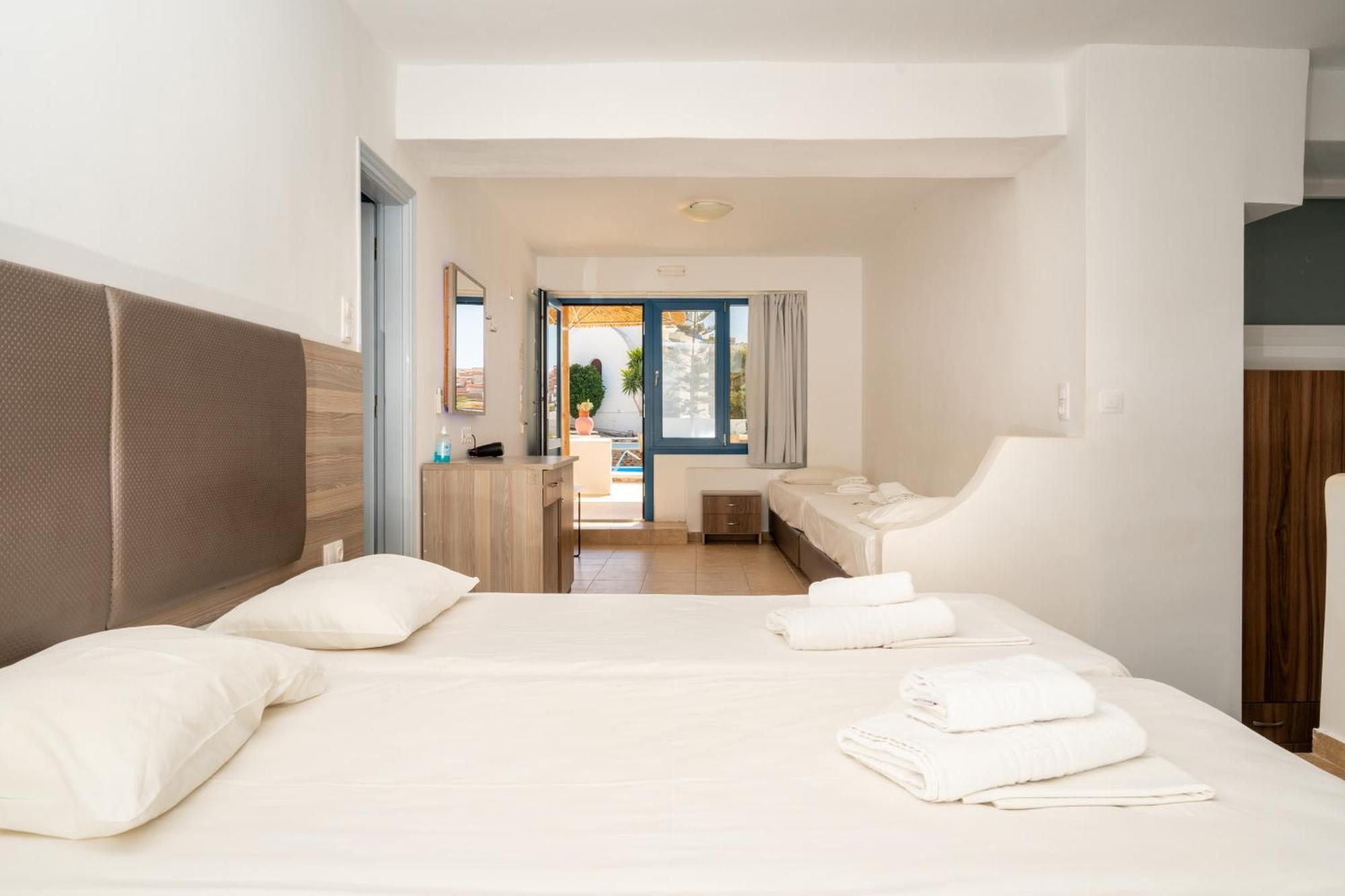 Aparthotel Panairi à Chora d'Ios Extérieur photo